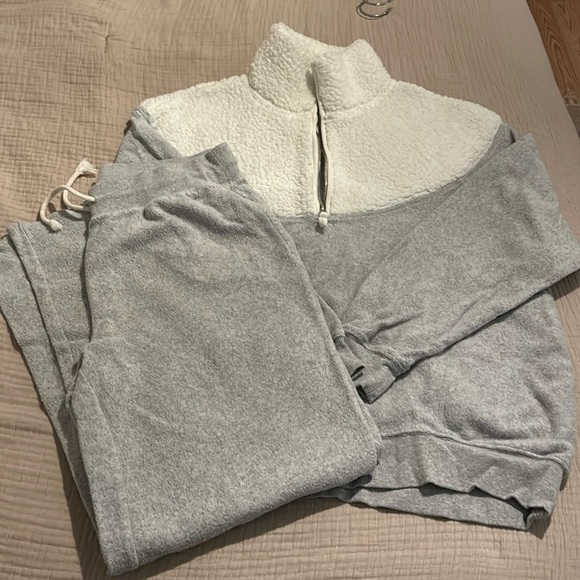 aerie Other - Aerie tracksuit